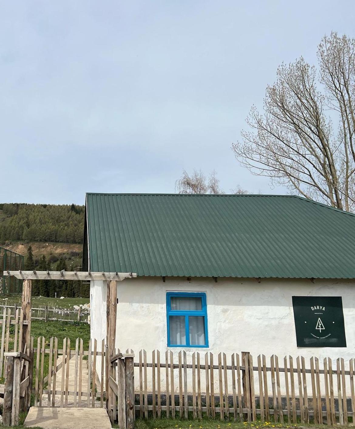 Darya Hostel Jyrgalan Exterior photo